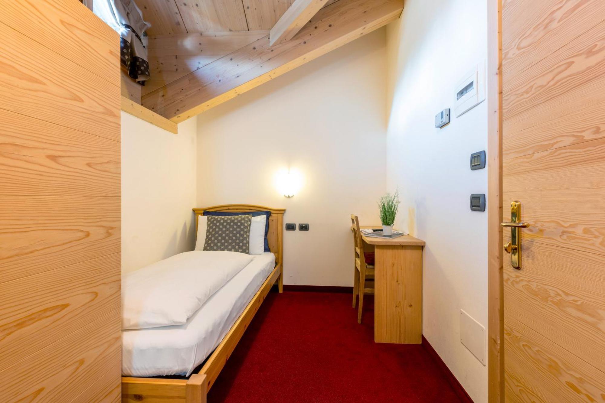 Hotel Cardo Isolaccia Eksteriør billede