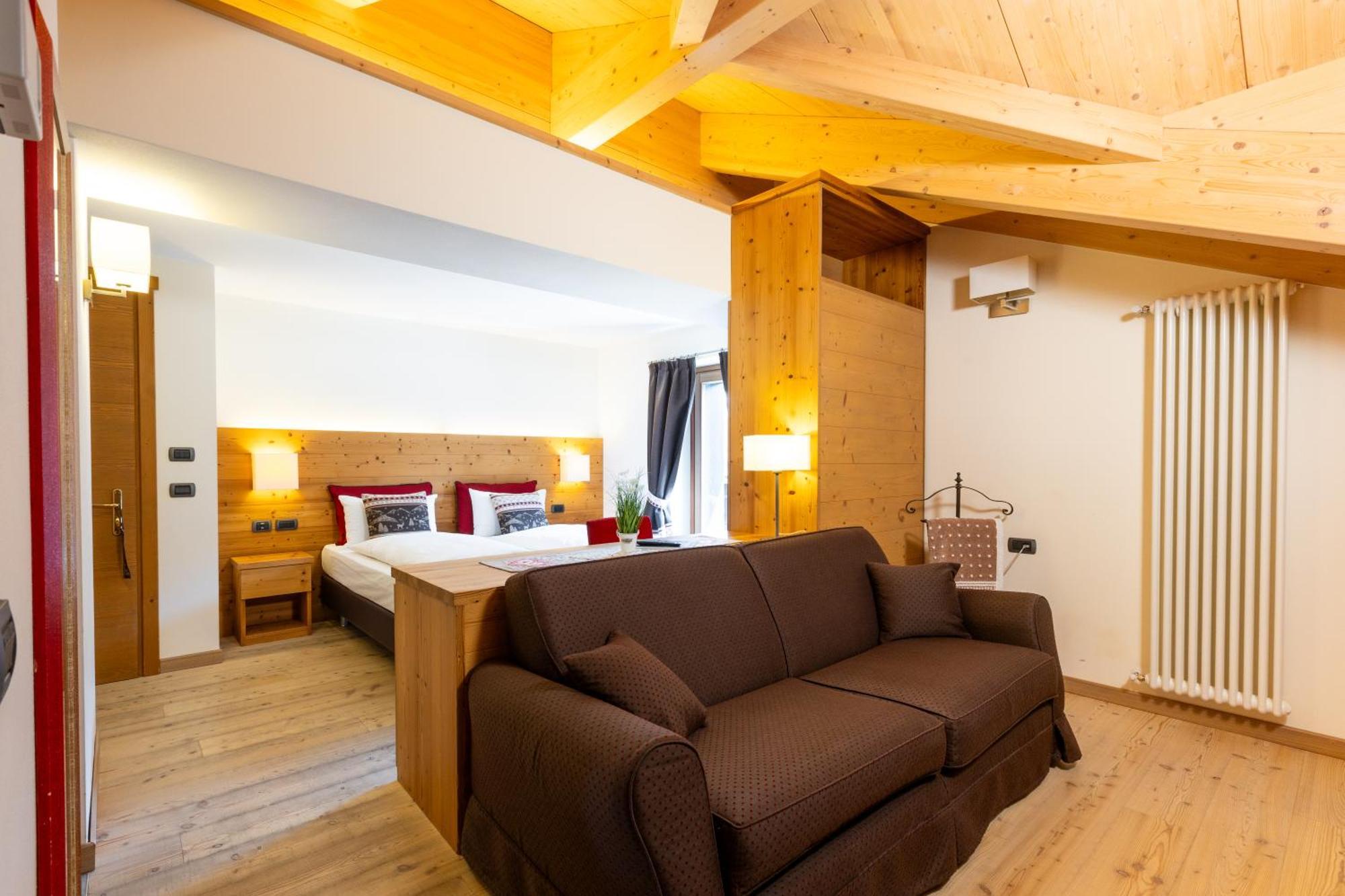 Hotel Cardo Isolaccia Eksteriør billede