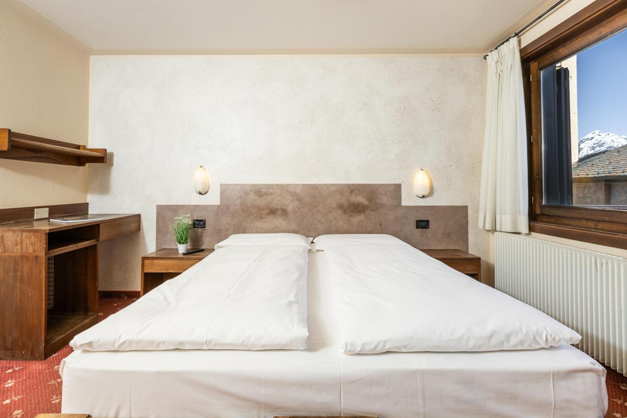 Hotel Cardo Isolaccia Eksteriør billede