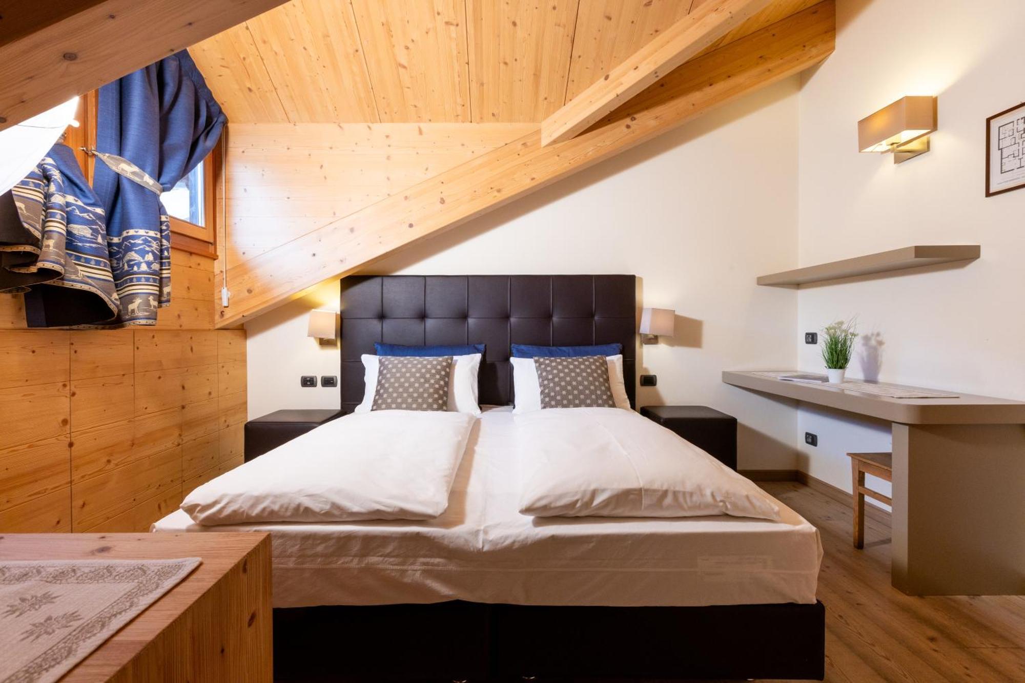 Hotel Cardo Isolaccia Eksteriør billede